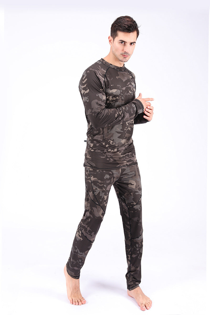 WildKing Men's Camo Thermal Quick-Drying Sweat-Wicking Underwear Set