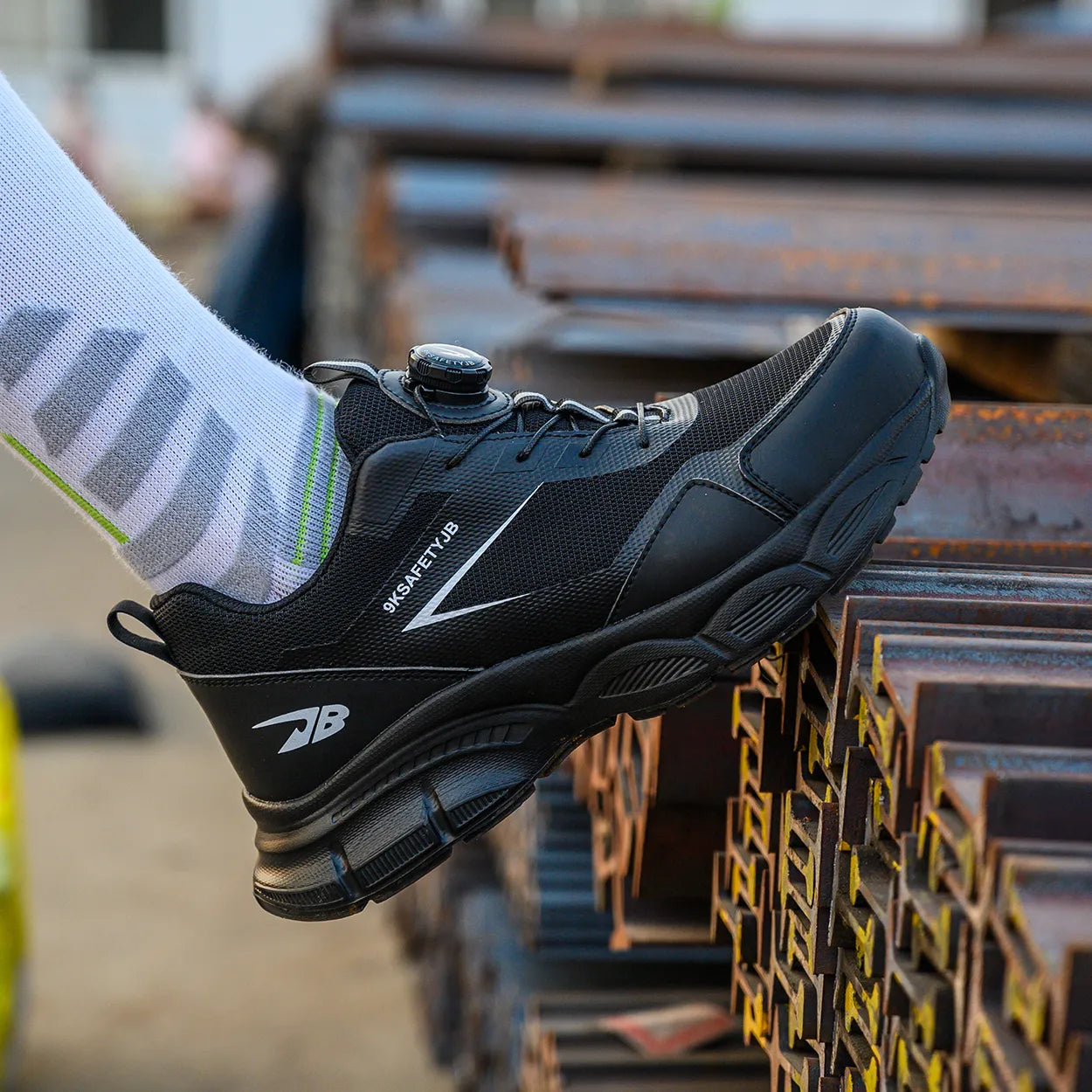 Wildking Cadeshoes Auto-Lacing Work Shoes R041