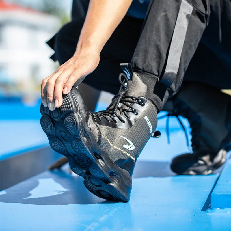 Wildking Lightweight High-Top Athletic Safety Boots R047