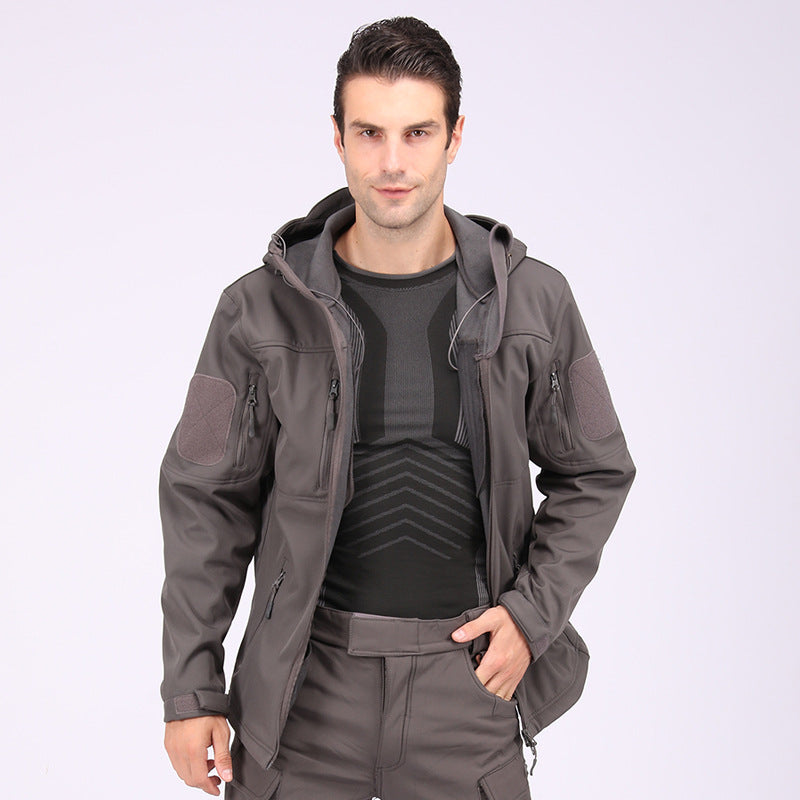 Wildking Men's Camouflage Mountaineering Waterproof Soft Shell Jacket A013