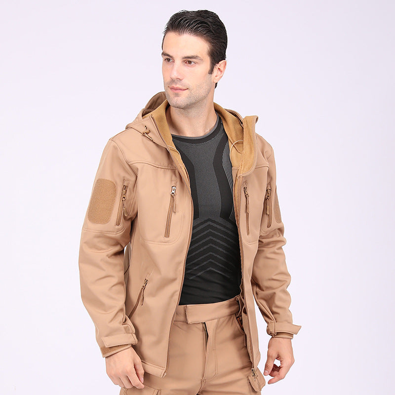 Wildking Men's Camouflage Mountaineering Waterproof Soft Shell Jacket A013