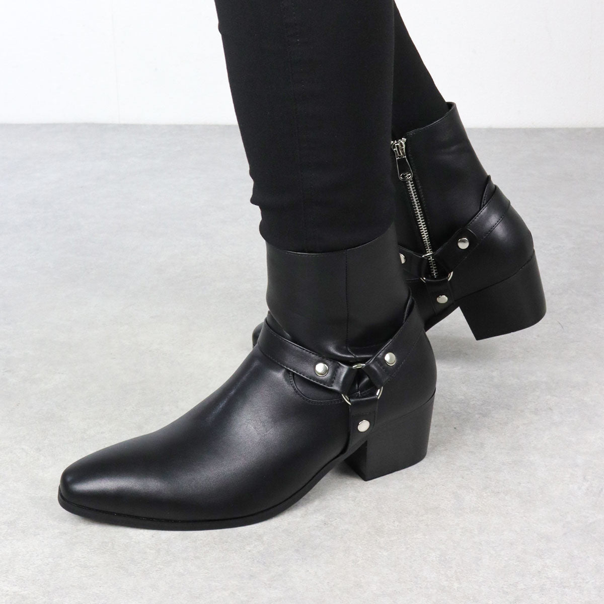 Wildking Men's Fashion Boots High Heel Chain Pointed Toe Chelsea Boots B7005