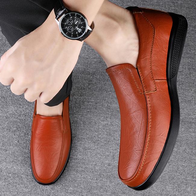 Wildking Men's Leather Business Casual Slip-On Leather Loafers 7.0