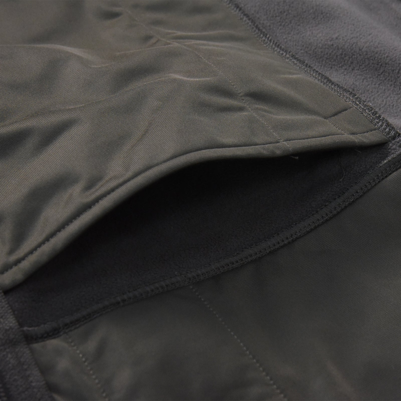 Wildking Men’s Thickened Warm and Wear-Resistant Hunting Vest