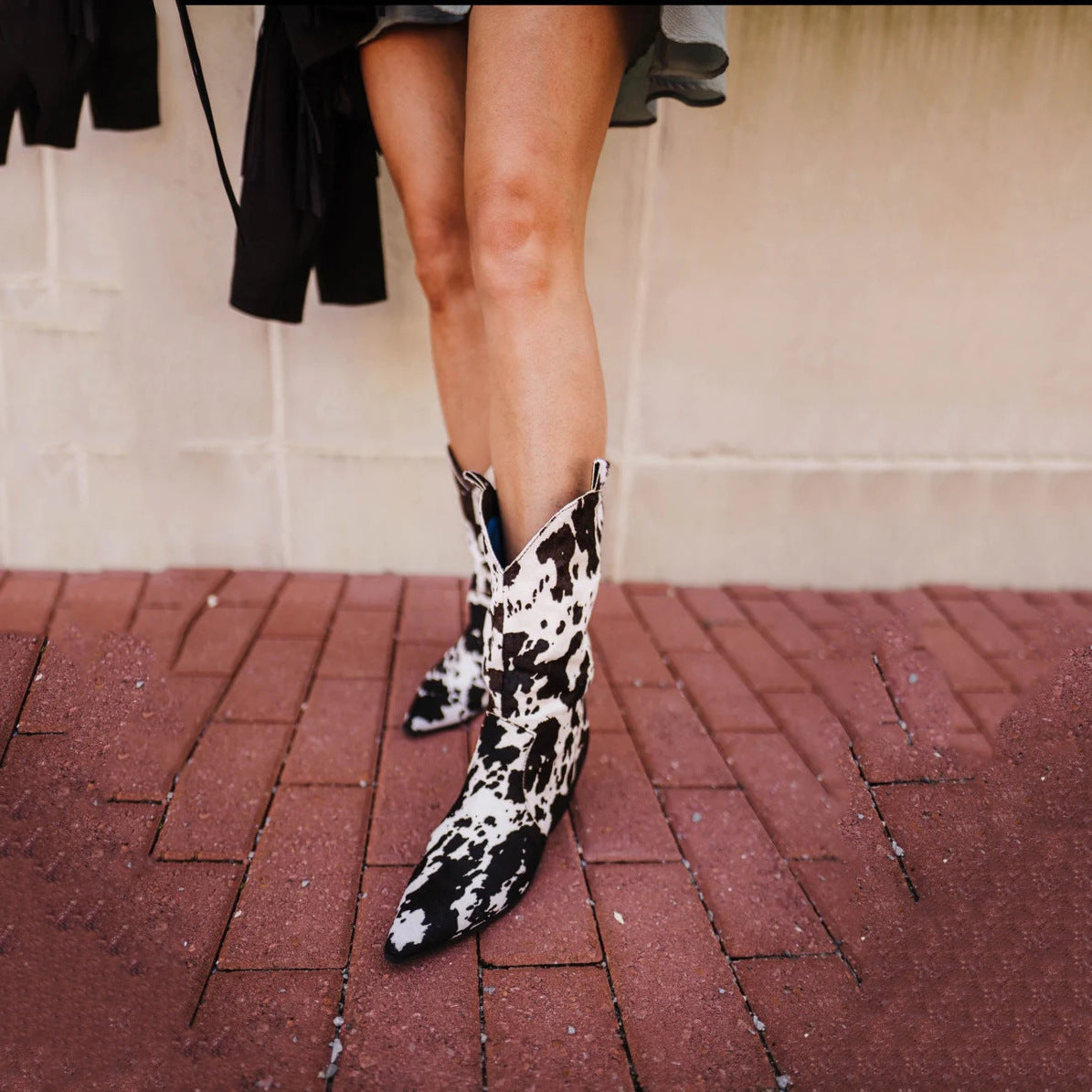 Wildking Women's Block Heel Pointed Toe Cow Pattern Boots C04