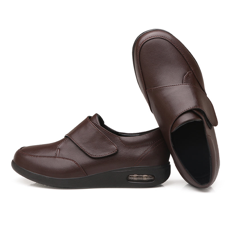 Wildking Men’s Comfortable Air-Cushioned Adjustable Walking Shoes D013