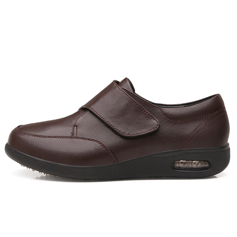 Wildking Men’s Comfortable Air-Cushioned Adjustable Walking Shoes D013