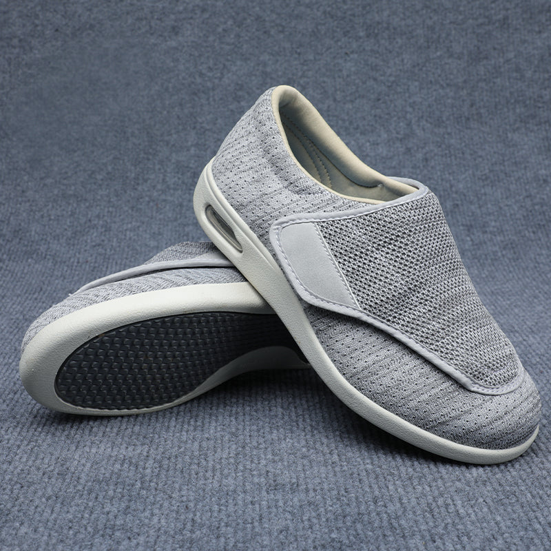 Wildking Men’s D025 Comfortable Air Cushion Walking Shoes