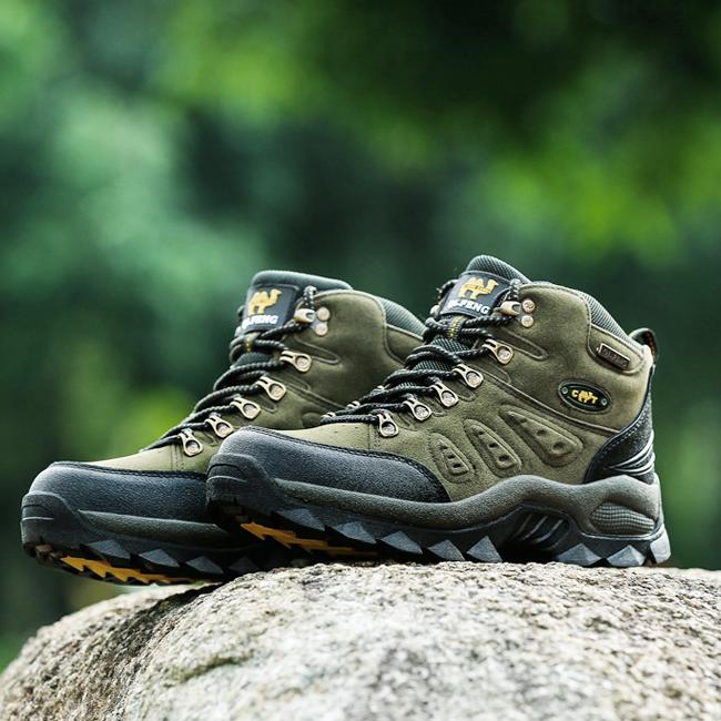 Men's Mid-Top Waterproof Non-Slip Hiking Shoes B3074