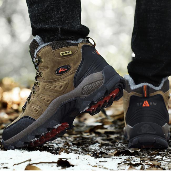 Men's Mid-Top Waterproof Non-Slip Hiking Shoes B3074