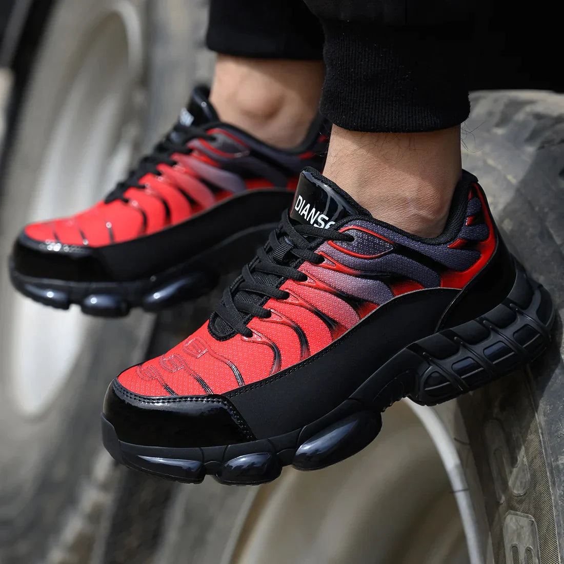 Wildking Safety Indestructible Shoes Anti-Smash Anti-Puncture Work Shoes R004