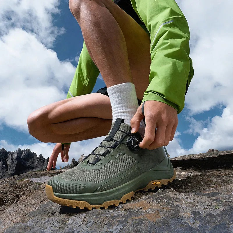 WildKing Men’s Shock Absorbing Non-Slip Hiking Shoes A5020