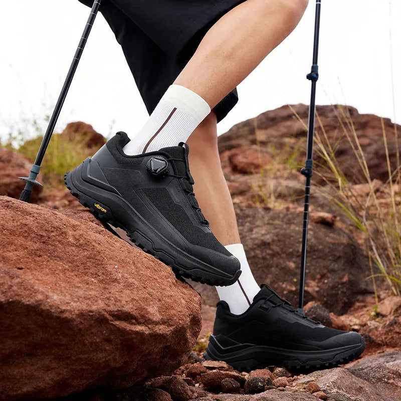 WildKing Men’s Shock Absorbing Non-Slip Hiking Shoes A5020