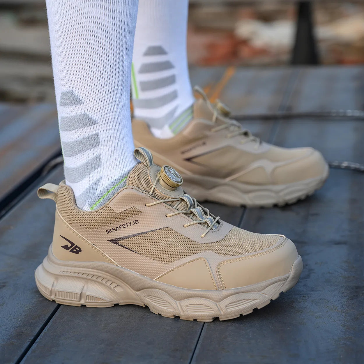 Wildking Cadeshoes Auto-Lacing Work Shoes R041