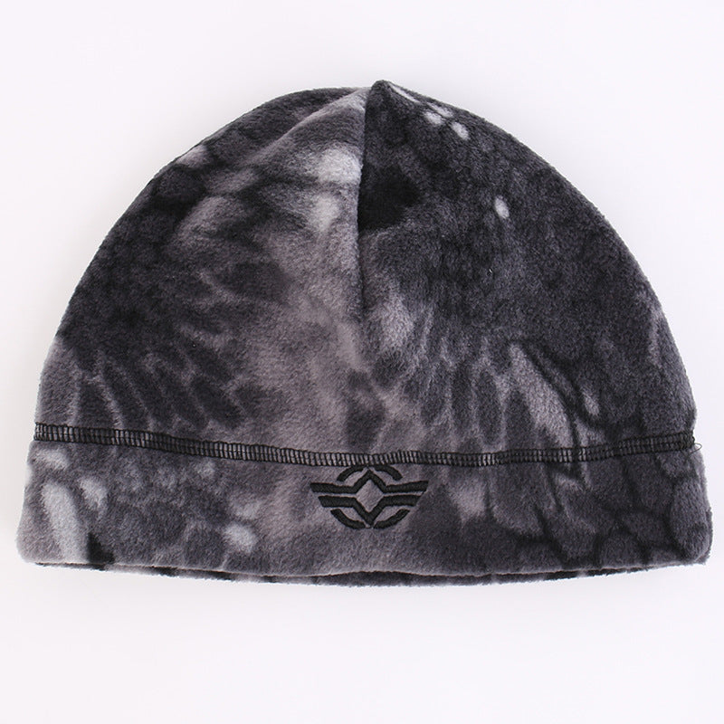 Wildking Fleece Warm Hat for Cycling and Hiking - Camo