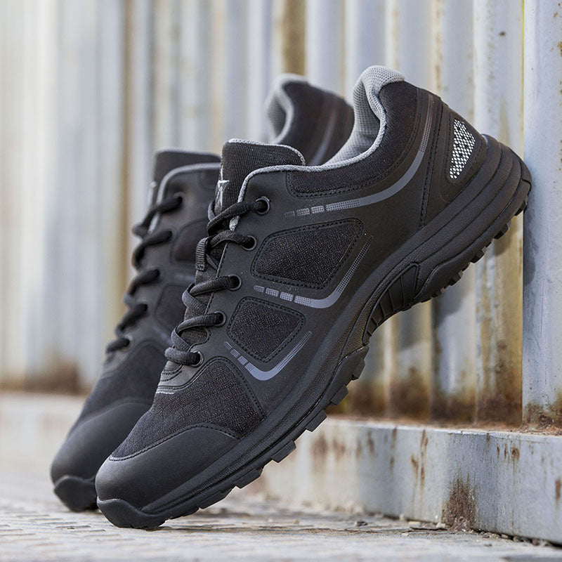 Wildking Men's Physical Training Shoes Lightweight Breathable Sneakers