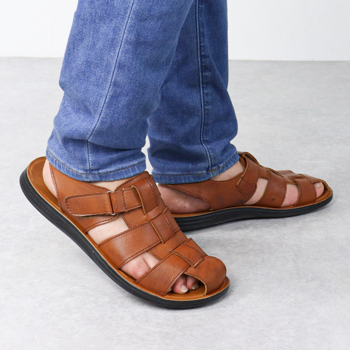 Wildking Men’s Roman-Style Soft Sole Breathable Sandals 2410