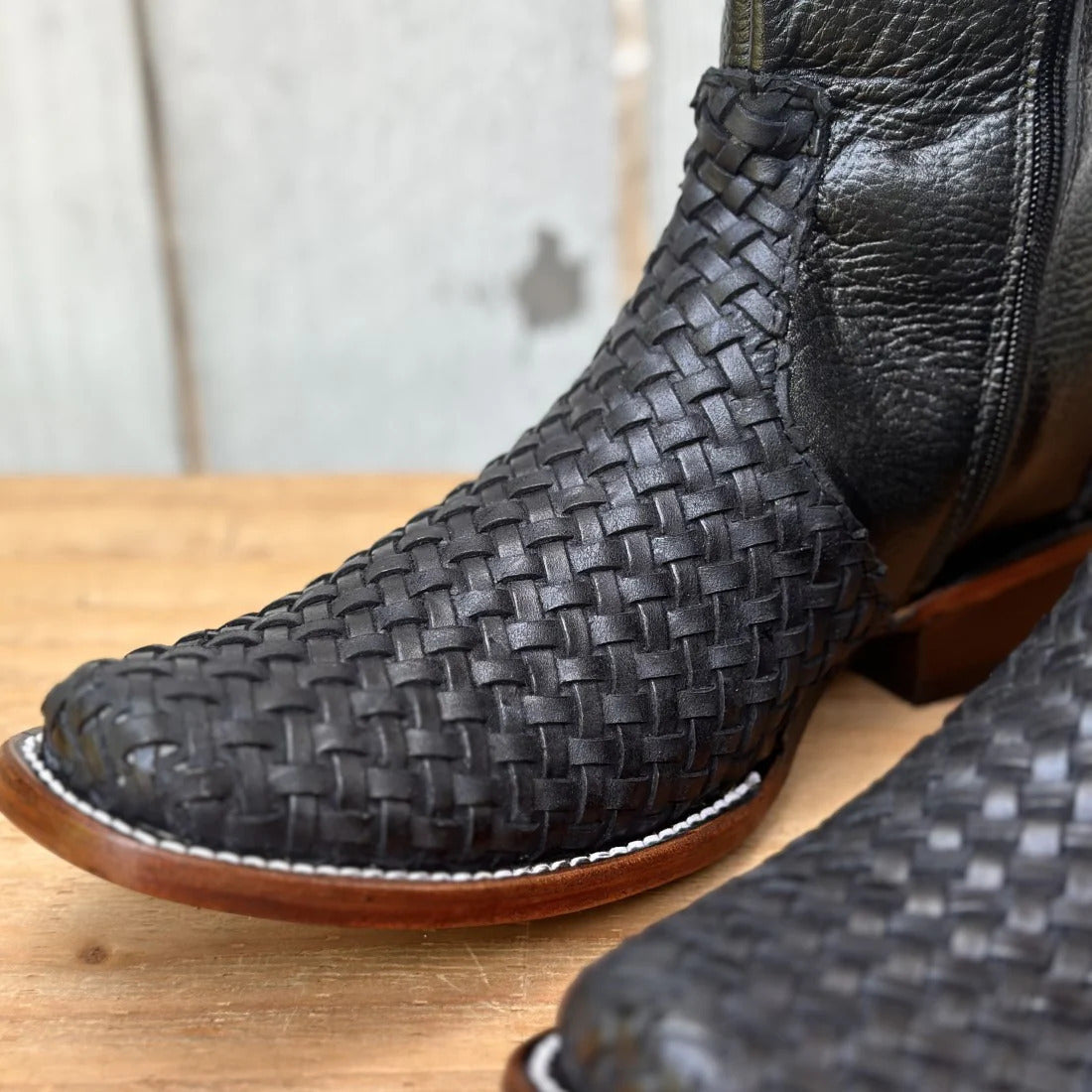 Wildking Men's Vintage Braided Square Toe Western Cowboy Boots B5004