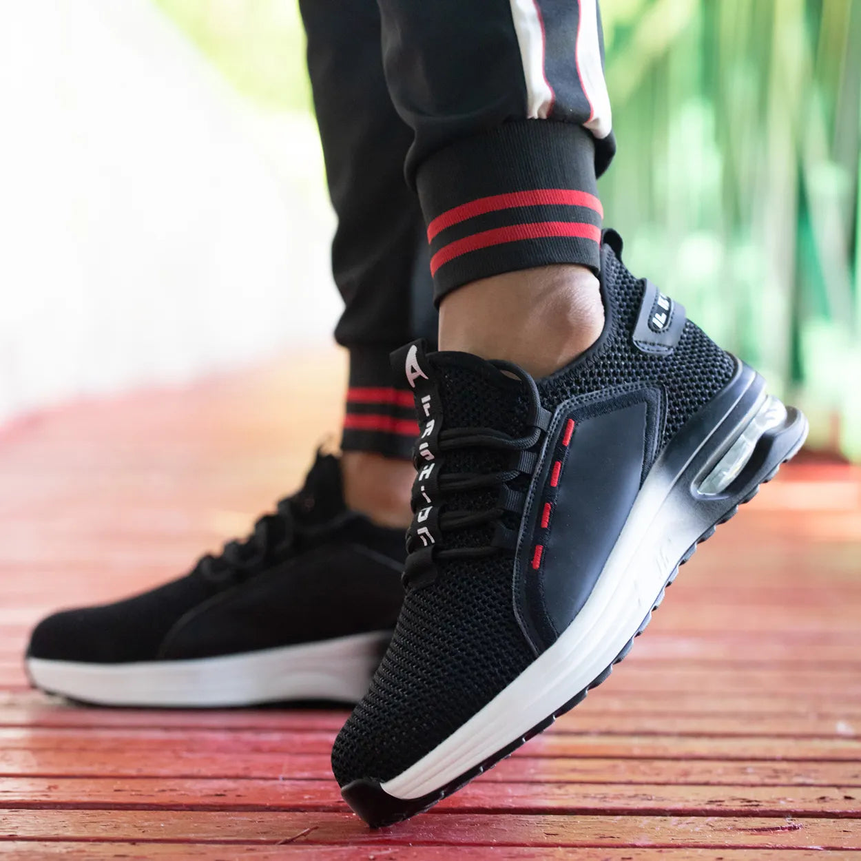 Wildking Mesh Athletic Shoes – Ultra-Breathable, Lightweight & Everyday Performance R037