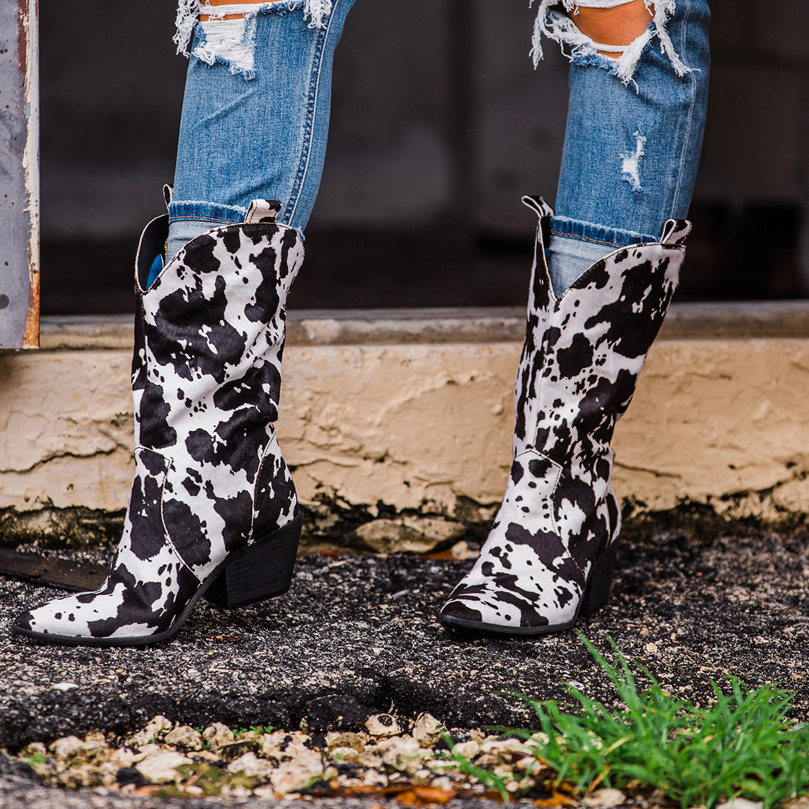 Wildking Women's Block Heel Pointed Toe Cow Pattern Boots C04