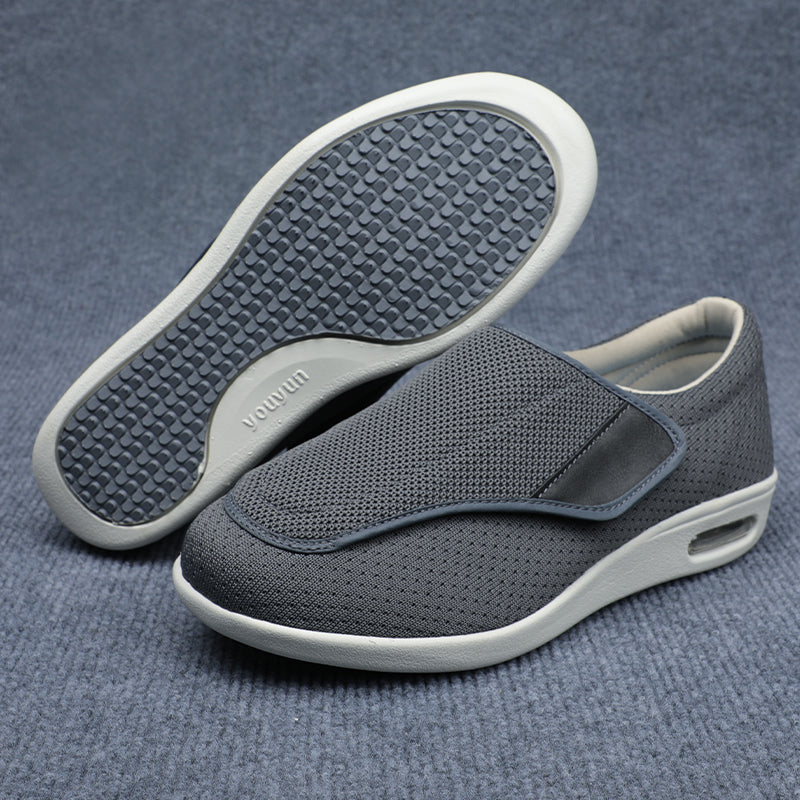 Wildking Men’s D025 Comfortable Air Cushion Walking Shoes