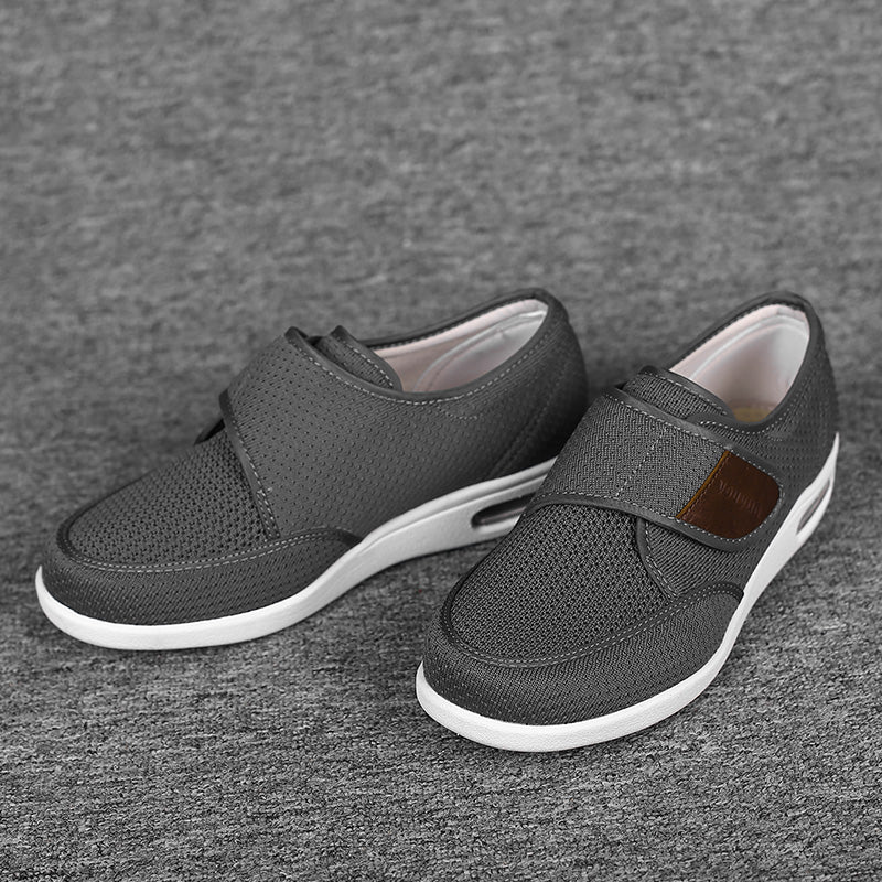 Wildking Men’s XZ013 Air-Cushioned Adjustable Comfort Shoes